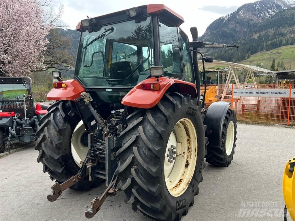 New Holland TS 90 曳引機