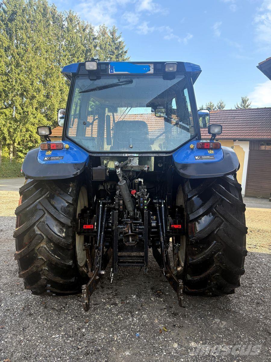 New Holland TS115 曳引機