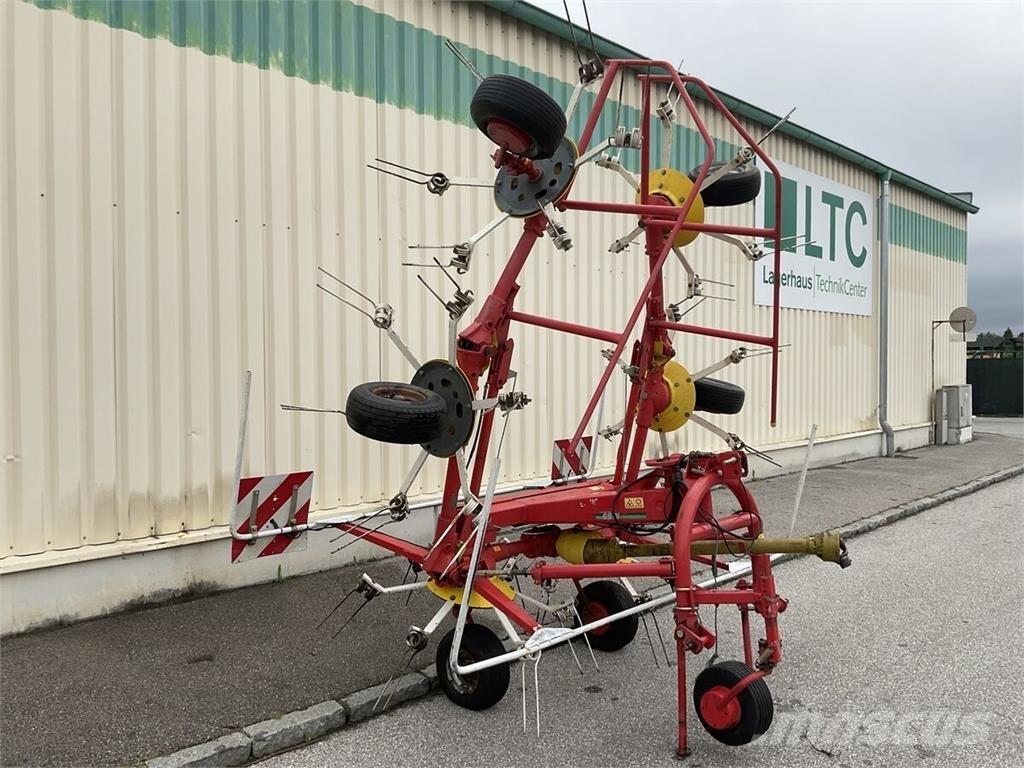 Pöttinger HIT 69 N 耙與翻草機