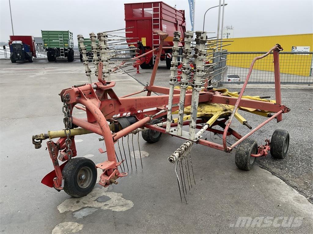 Pöttinger TOP 461 N 收割列行機(撒布機)