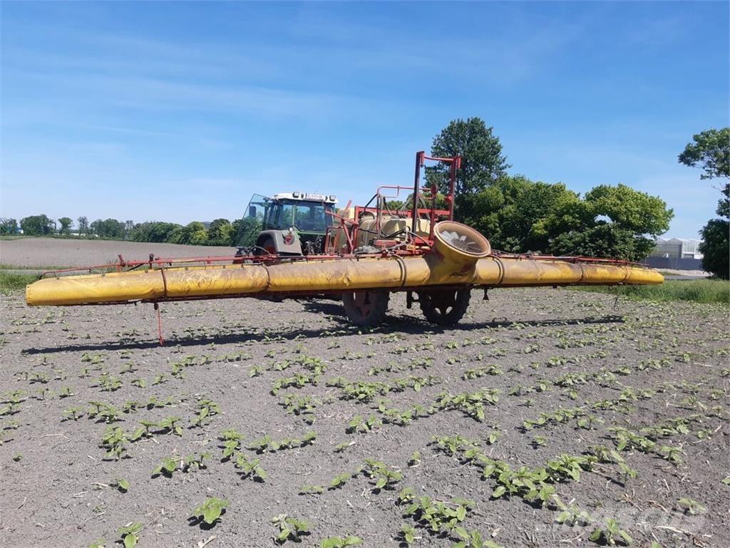 Rau 14 GU 牽引式噴霧機