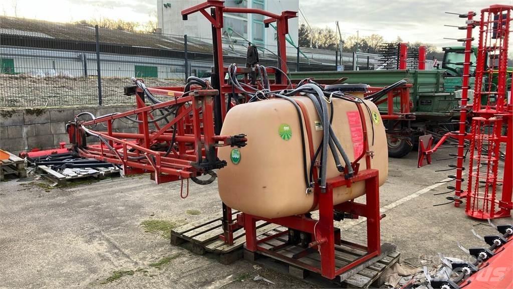 Rau D1 800 牽引式噴霧機