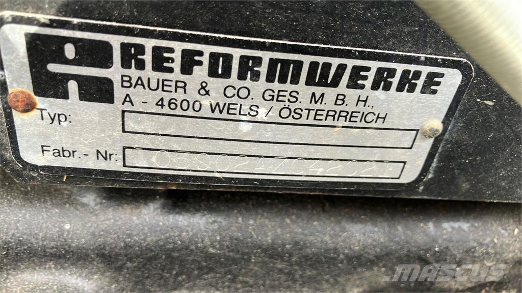 Reform 216 KL 騎乘式割草機