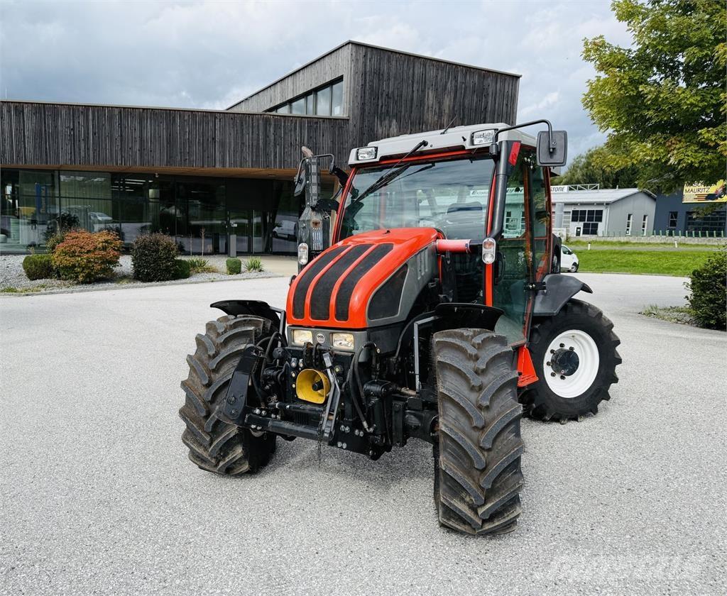 Reform Mounty 100V 曳引機