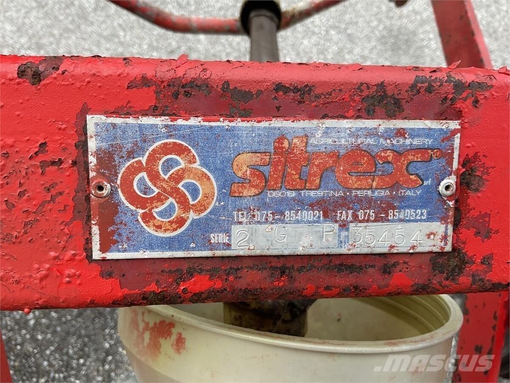 Sitrex 2 G-P 耙與翻草機