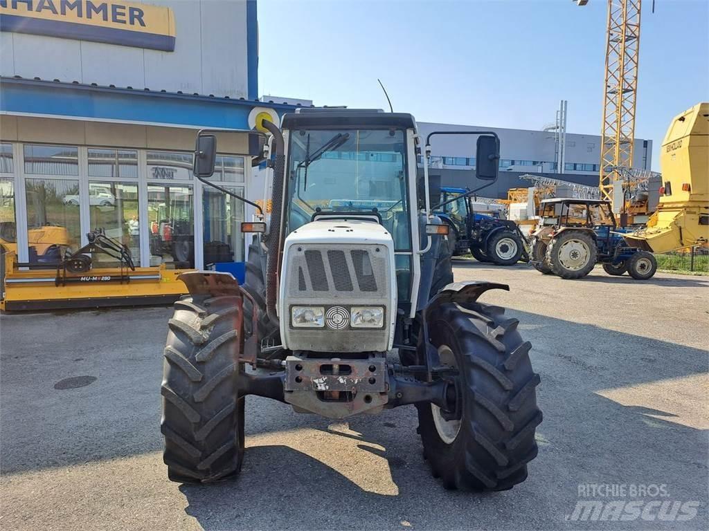 Steyr 667 曳引機