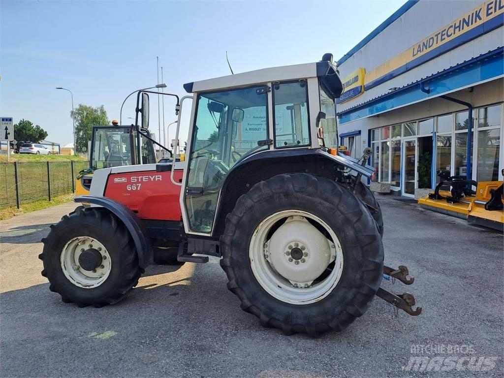 Steyr 667 曳引機
