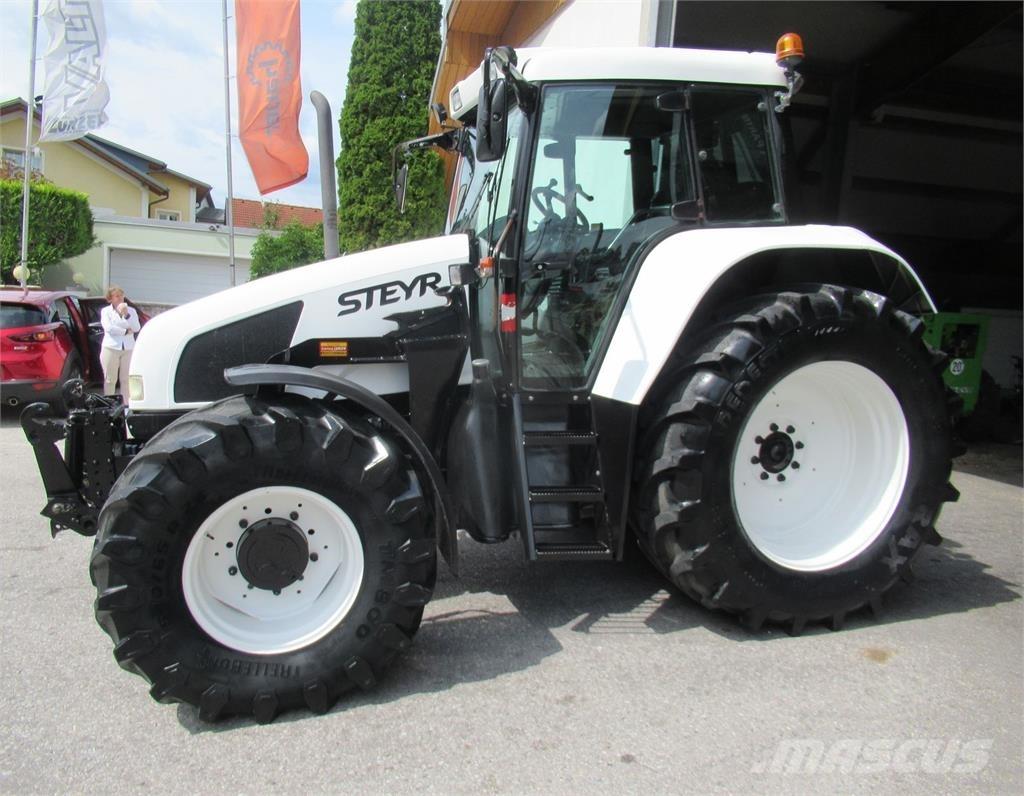 Steyr 9105 曳引機