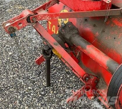 Taarup Mulcher 莖葉去葉機