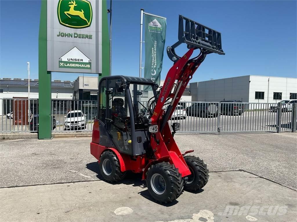 Trejon 1126 CAB 前端裝載機和挖掘機