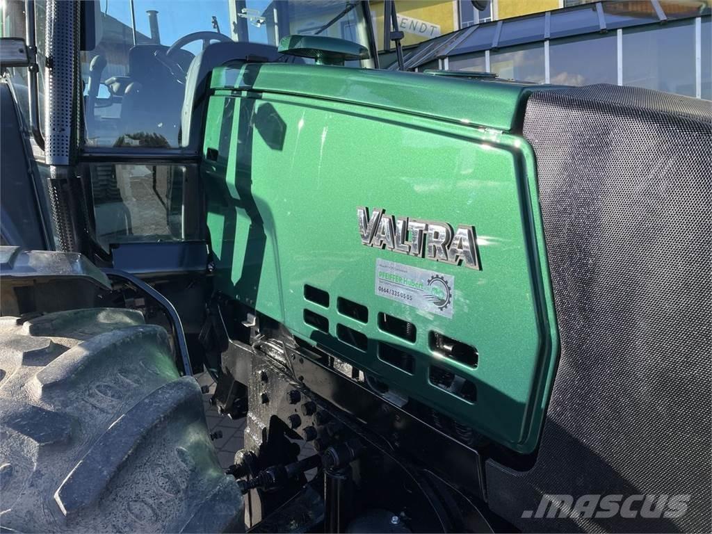 Valtra 6850 HiTech 曳引機