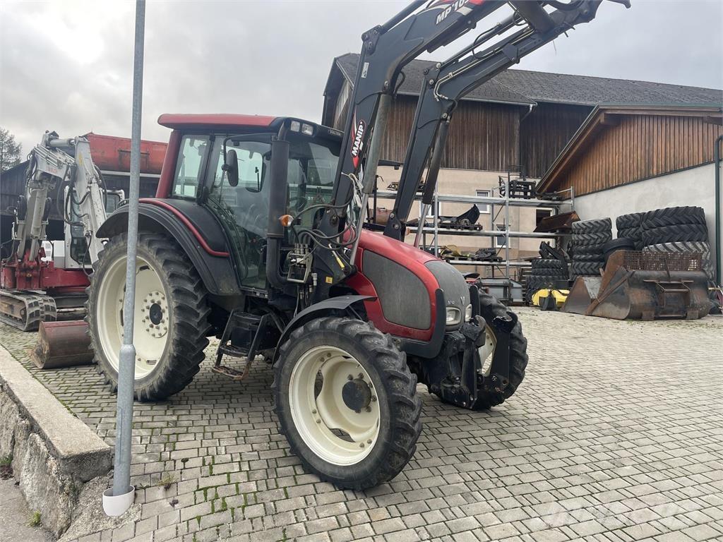 Valtra N 92 H 曳引機