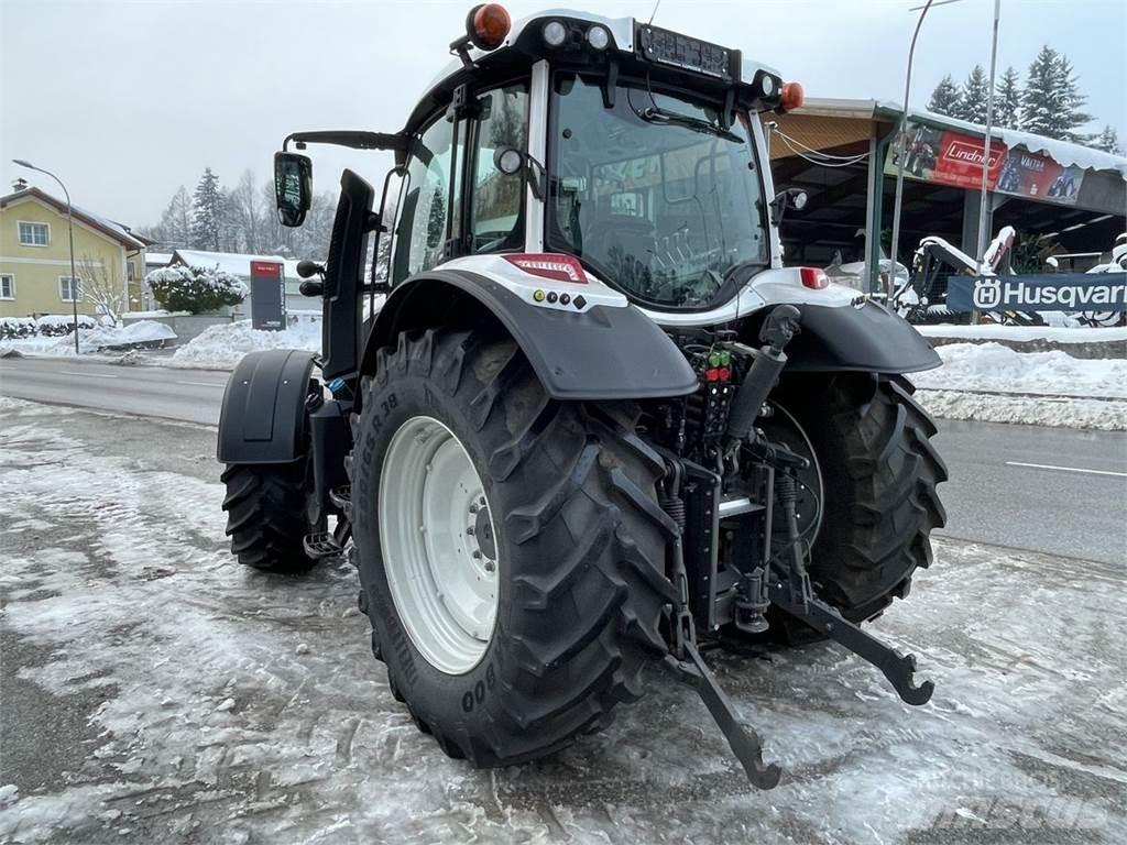 Valtra N175 Active 曳引機
