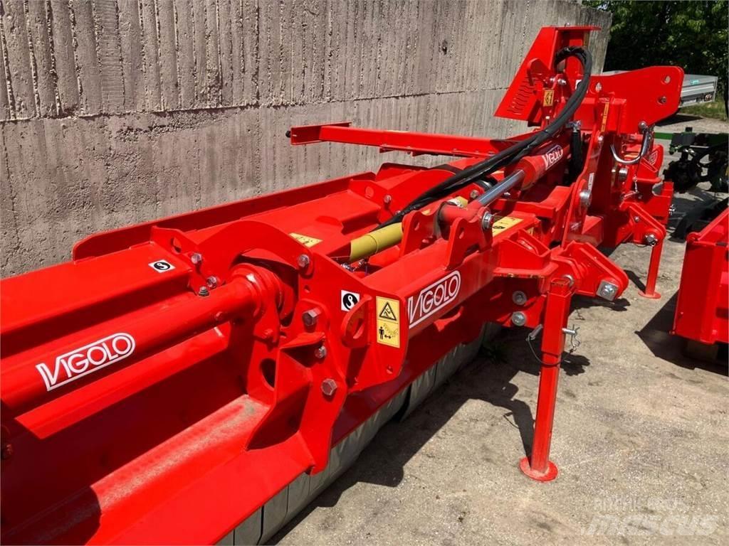  VIGOLO TST-V - 25 500 莖葉去葉機
