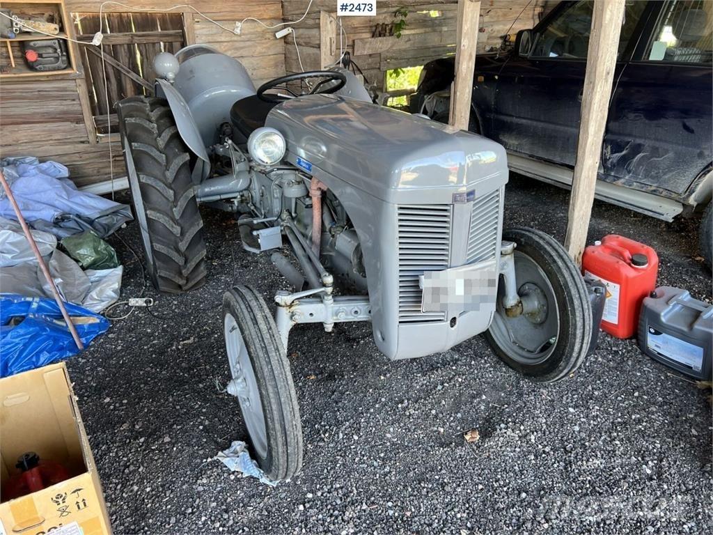 Ferguson TED 20 曳引機