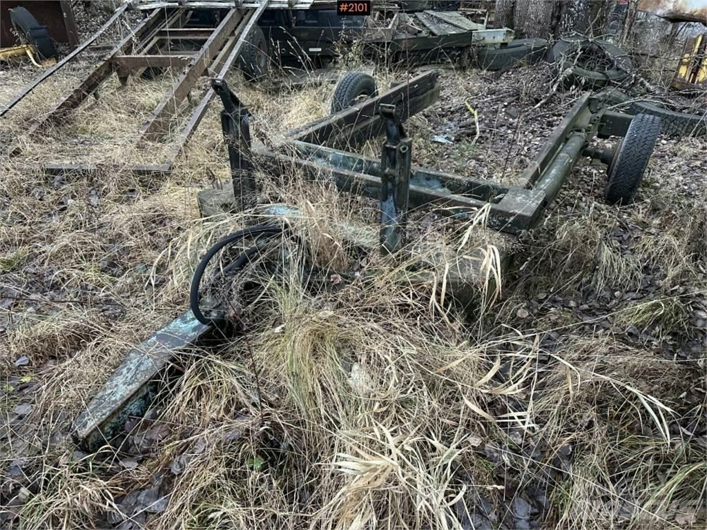 Överum Bygelkärra 草捆拖車