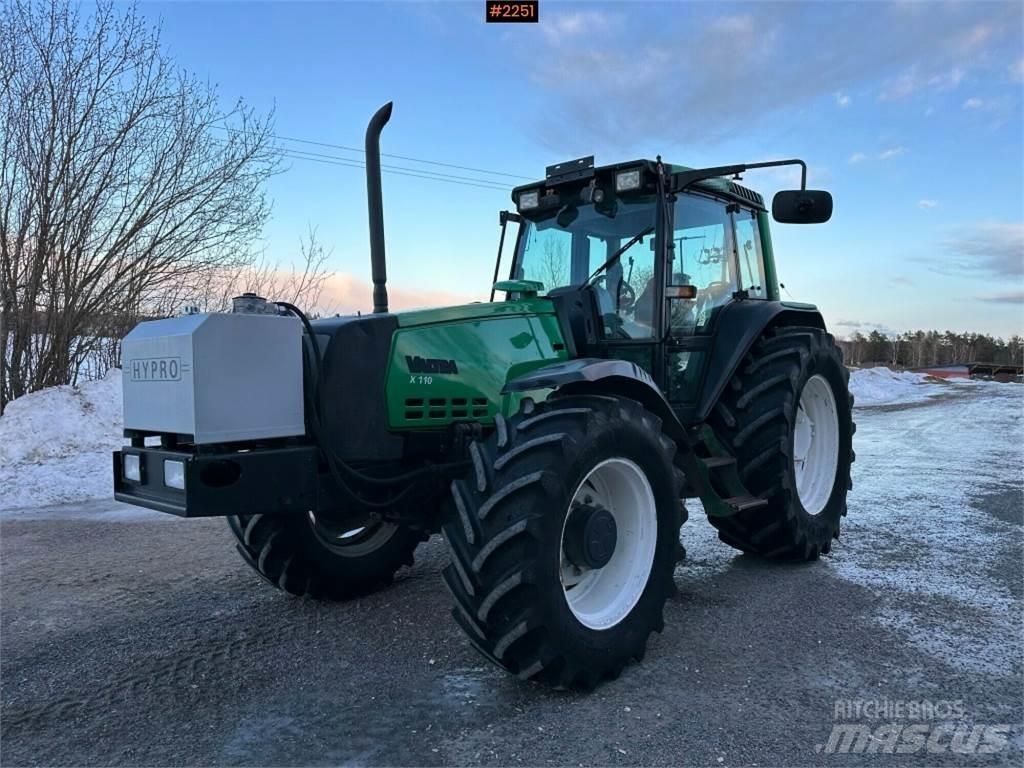 Valtra X110 曳引機