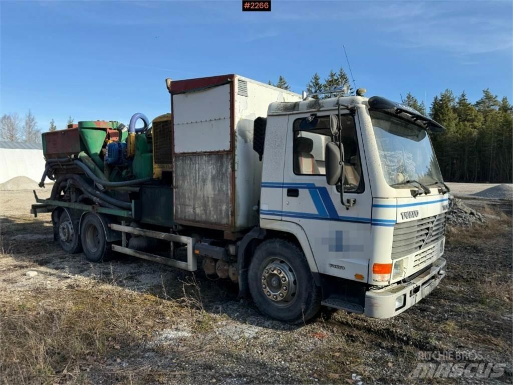 Volvo FL10 平板式/側卸式卡車