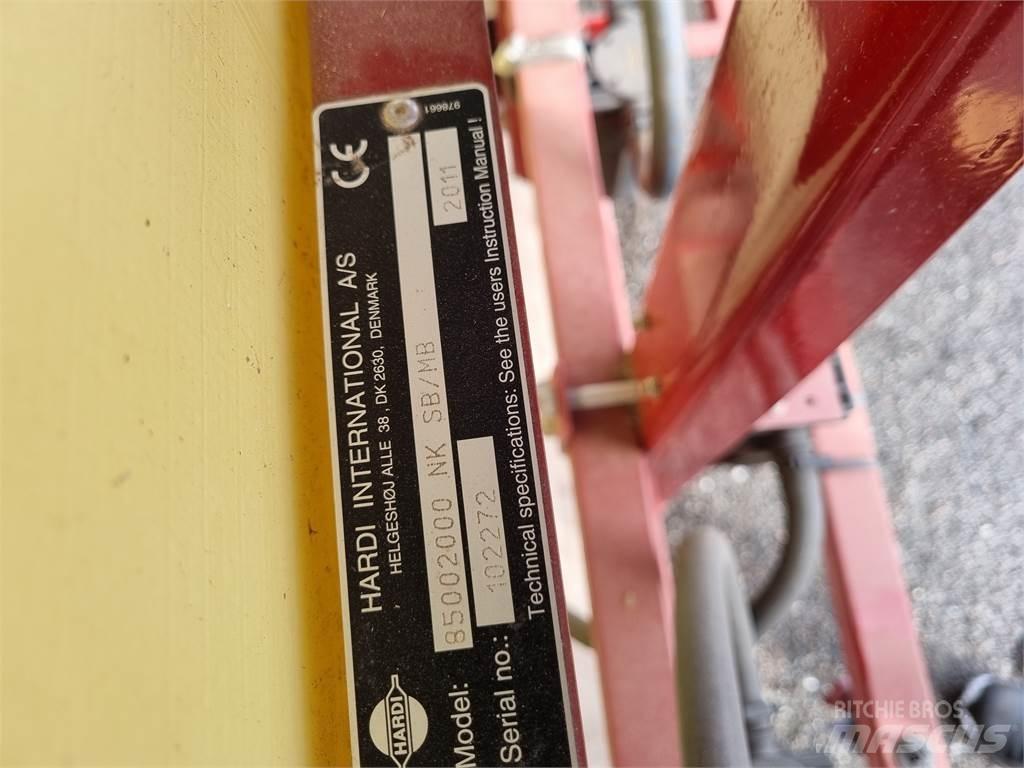 Hardi 800 牽引式噴霧機