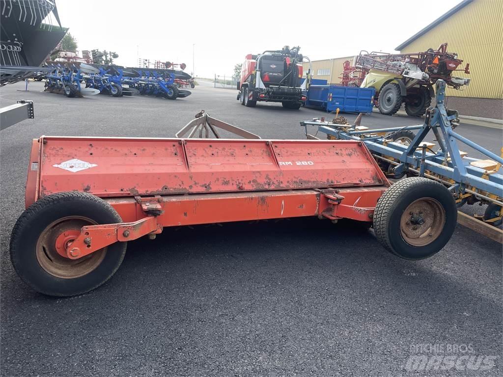 Kuhn BP28 其他牧草收穫設備