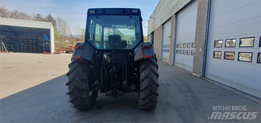 Valtra 6200 曳引機
