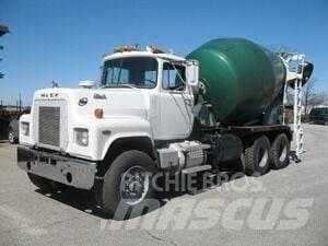 Mack RS686LS 其他貨車