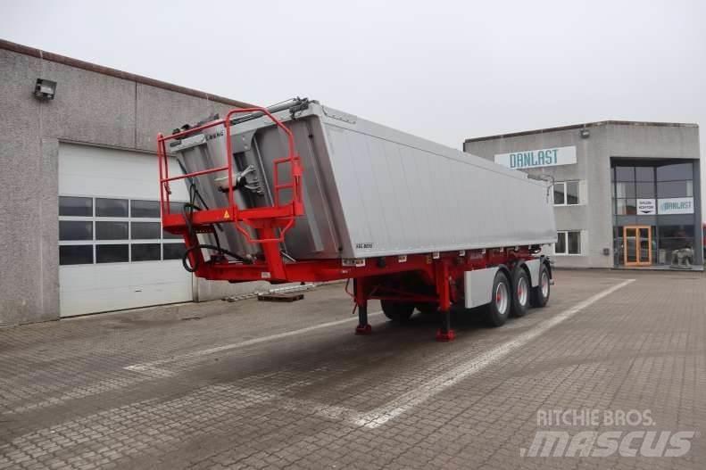 Kel-Berg 31 m³ 拖頭車