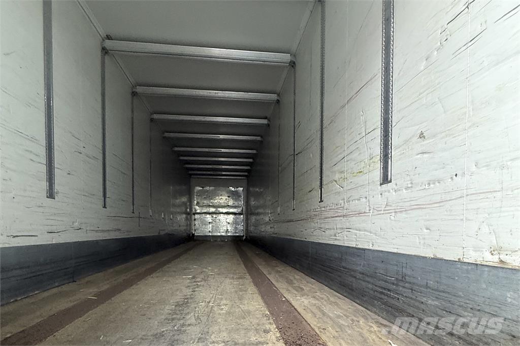 Kel-Berg 34 pl. 箱體半拖車