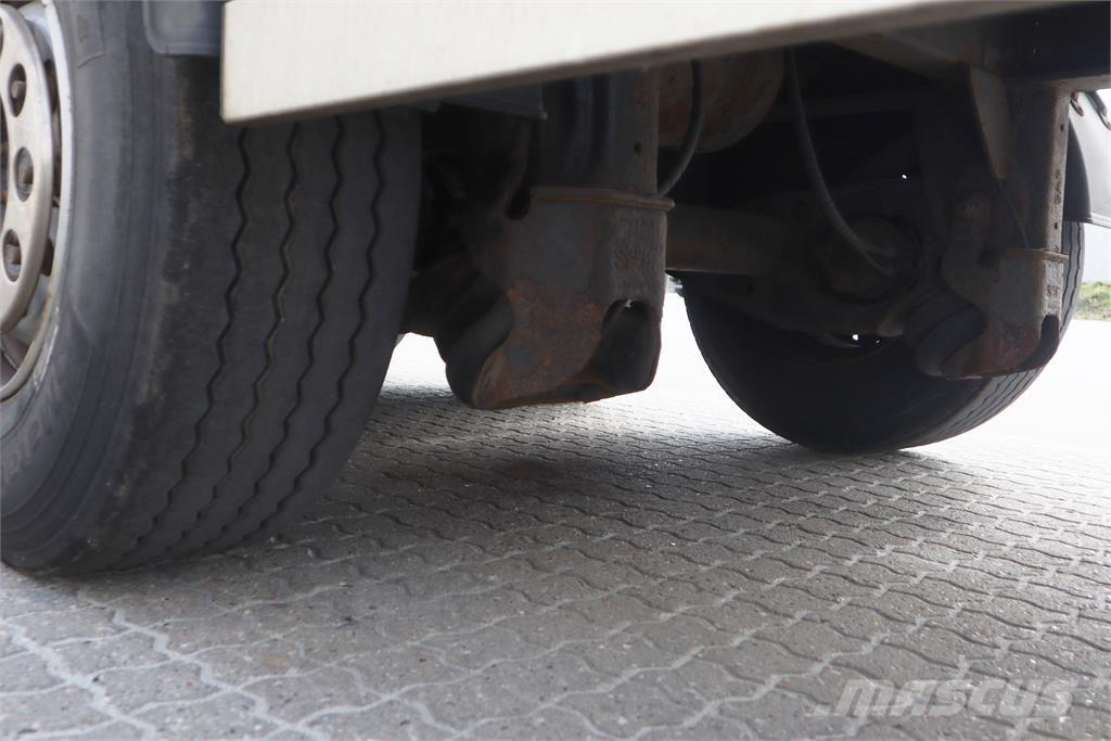 KLC Trailer 34 pl. 篷布半拖車