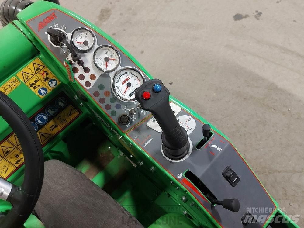 Avant 528 小型裝載機