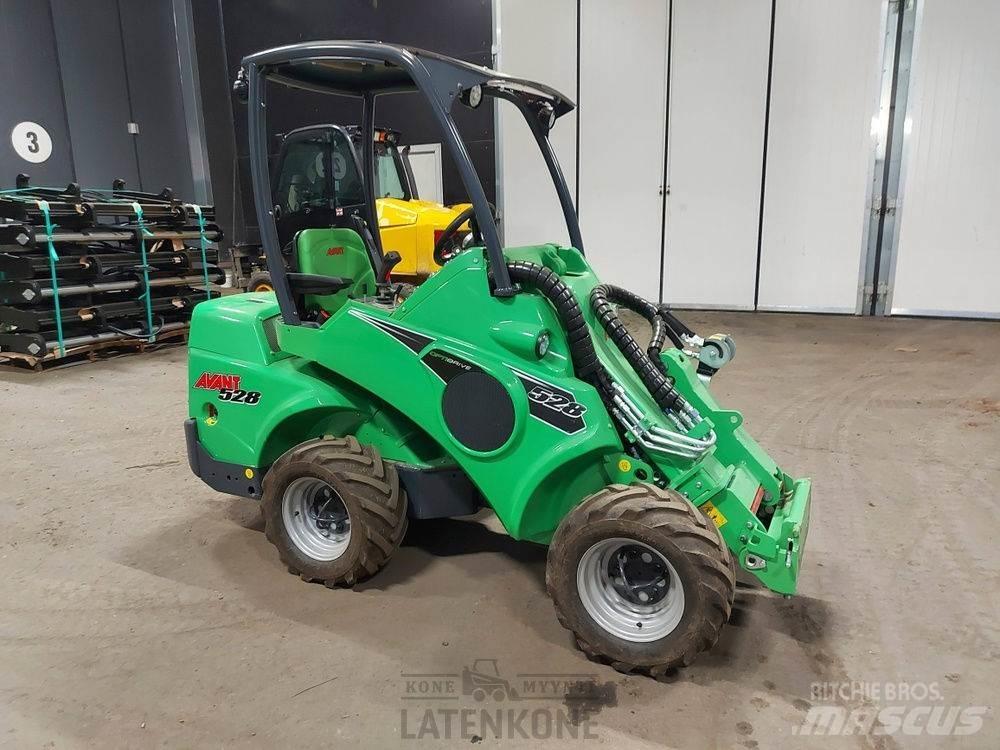 Avant 528 小型裝載機