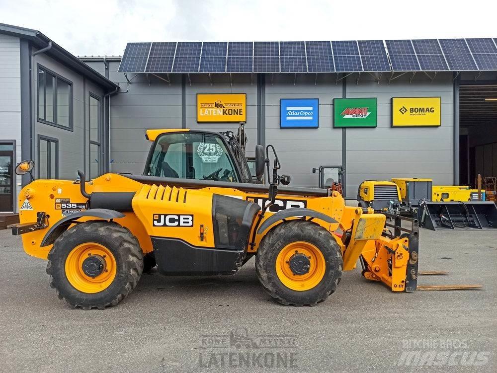 JCB 535-125 kurottaja 伸縮臂操作車