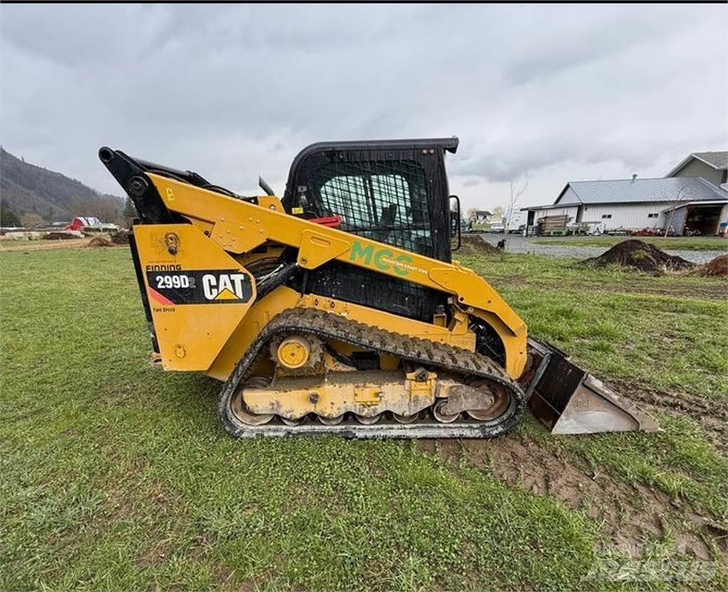 CAT 299D2 滑移轉向裝載機