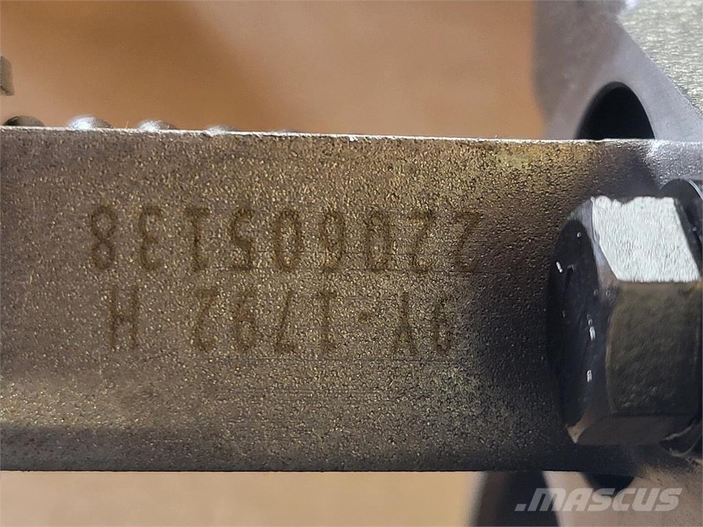 CAT 520-2925 水泵浦