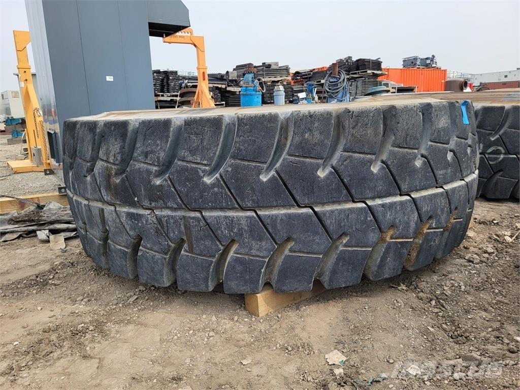 Goodyear RM-4B+ 輪胎、車輪和輪圈