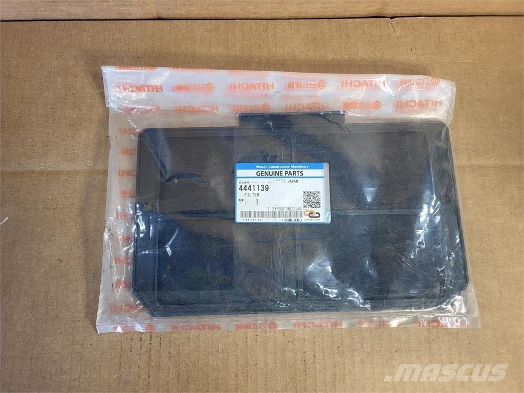 Hitachi 4441139 其他