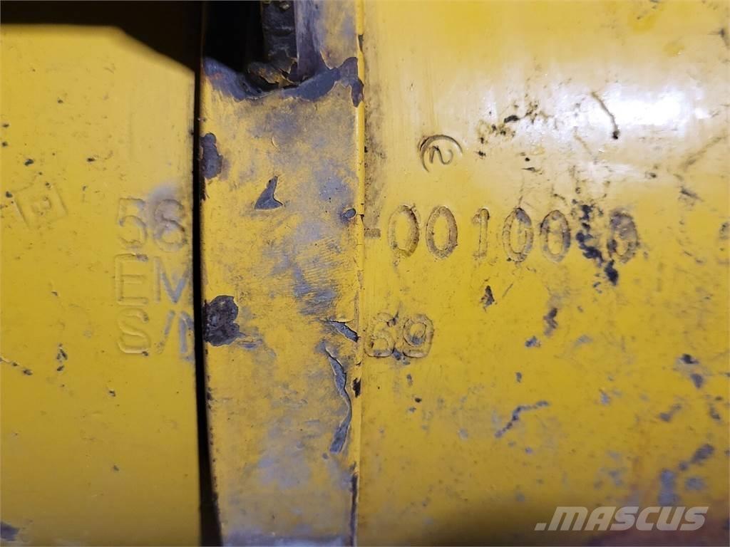 Komatsu EH5933 其他組件