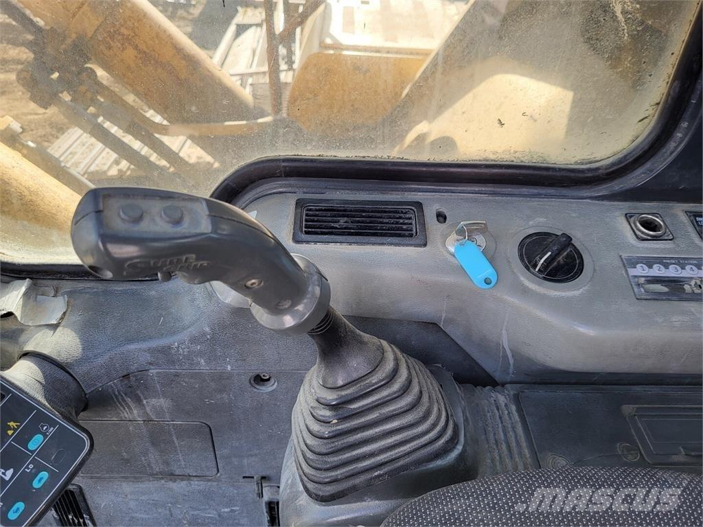 Komatsu PC600LC-6 旋轉式挖土機/掘鑿機/挖掘機