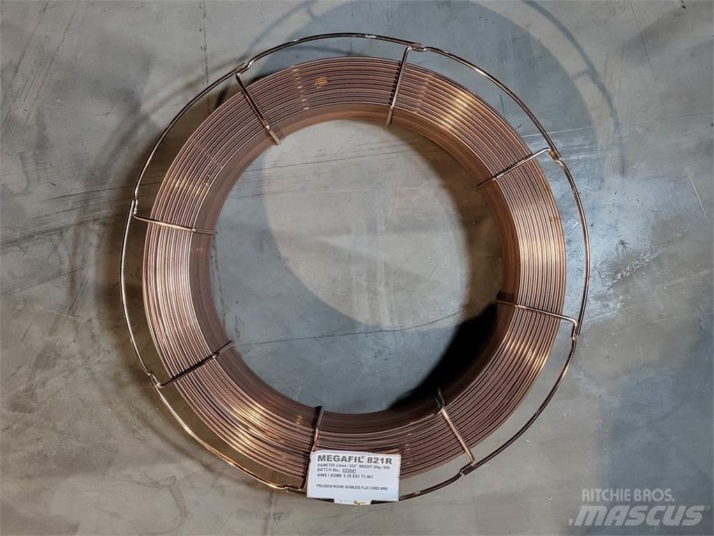  MEGAFIL 821R 焊接機
