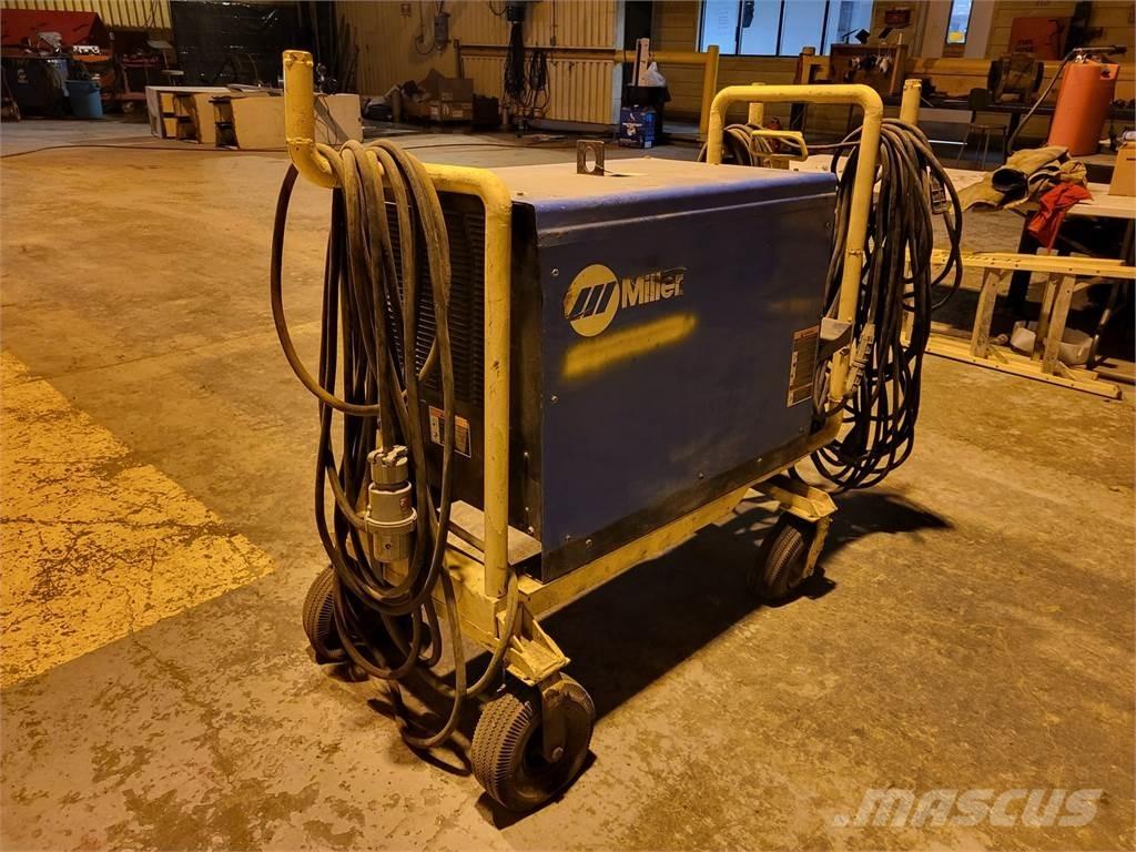 Miller Dimension 652 焊接機