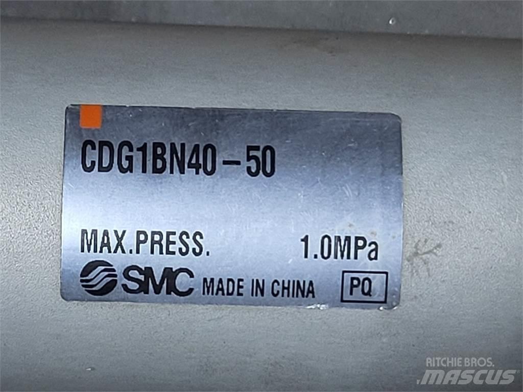 SMC CDG1BN40-50 其他組件