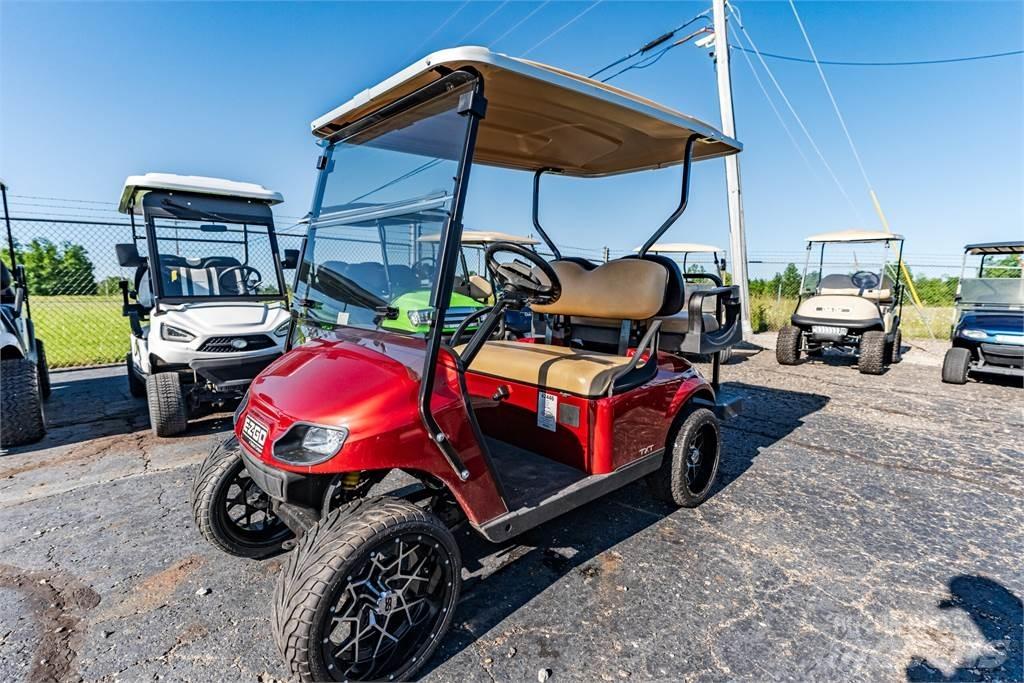 E-Z-GO TXT 高爾夫球車