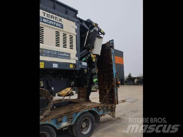 Terex TSS390T 破碎機