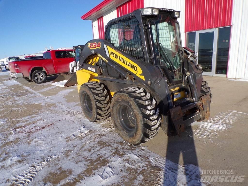 New Holland L234 其他