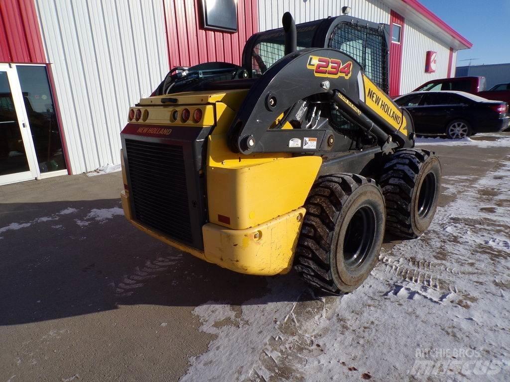 New Holland L234 其他