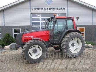 Valmet 8050 曳引機