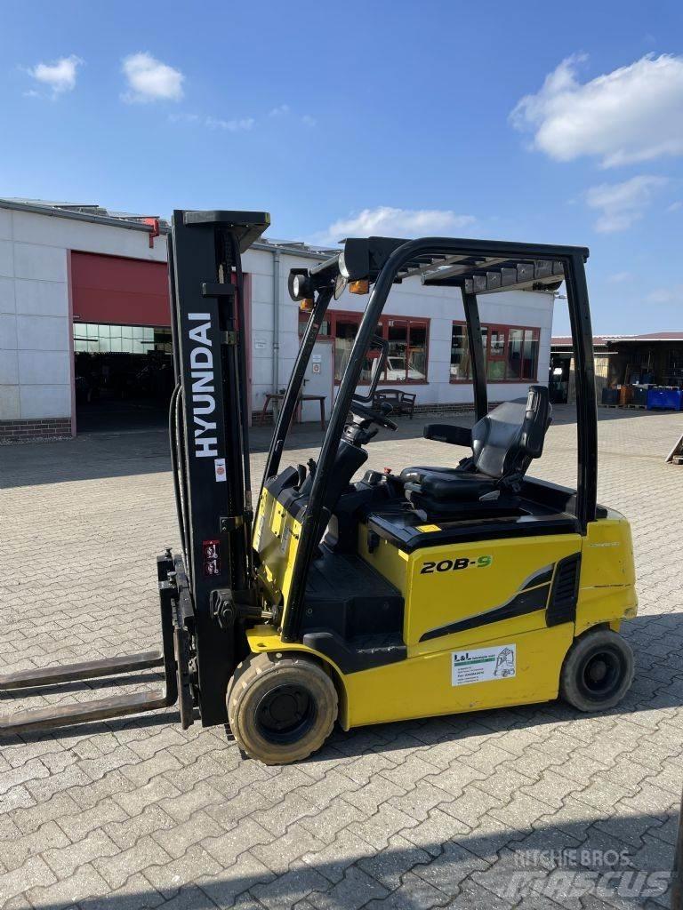 Hyundai 20 B - 9 電動堆高機