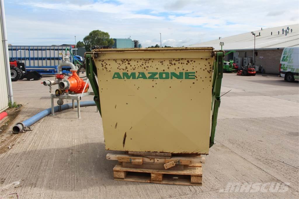 Amazone 135 裝載與牽引式割草機