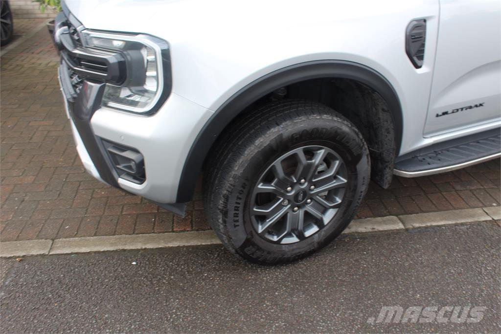 Ford Ranger Wildtrak 皮卡.傳統半斗卡車/側卸板