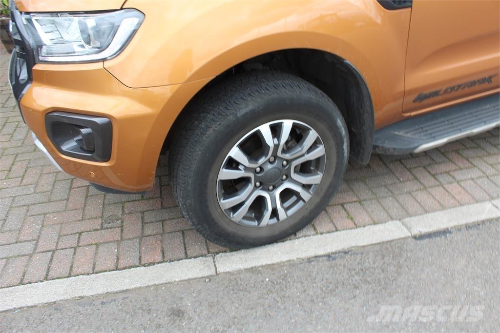 Ford Ranger Wildtrak 皮卡.傳統半斗卡車/側卸板